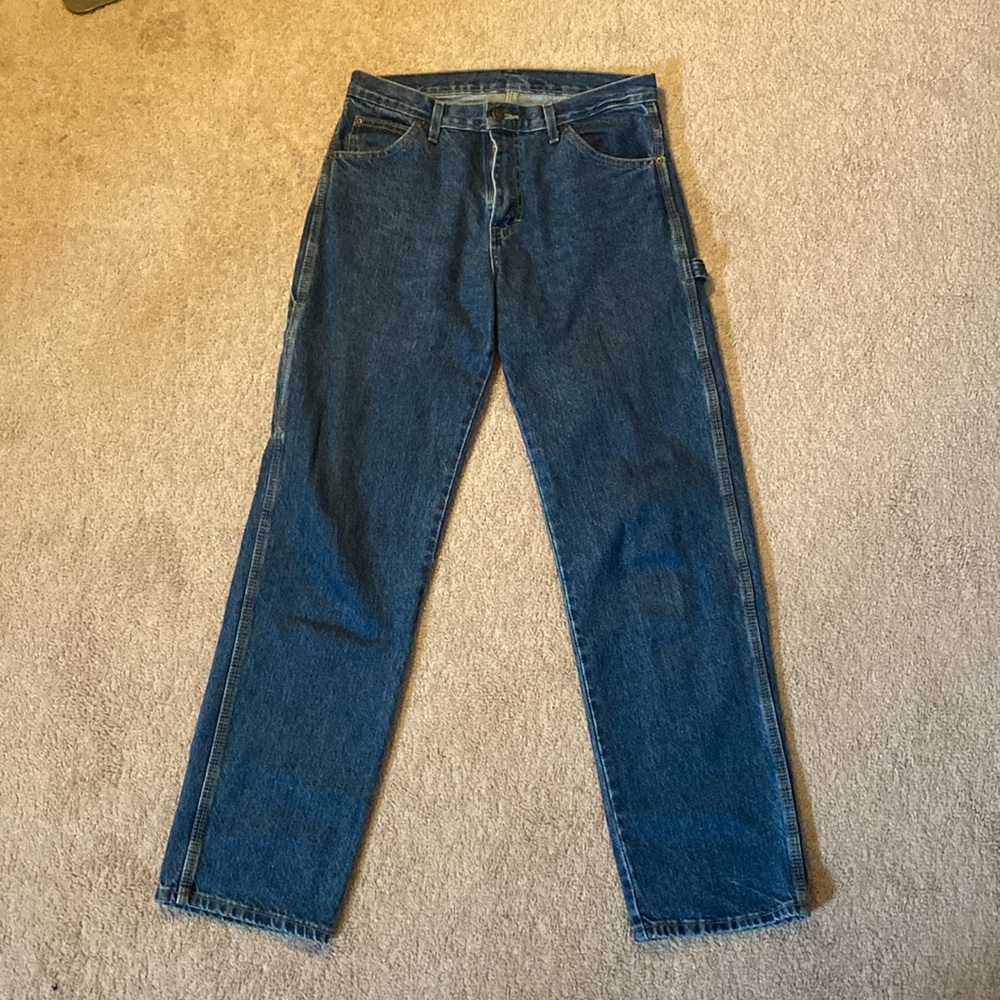 30x32 Dickies carpenter jeans. Great condition, no signs of wear.
